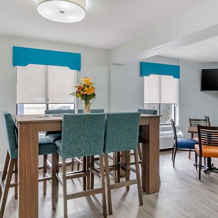 Hotel Clarion Pointe Jasper Esterno foto