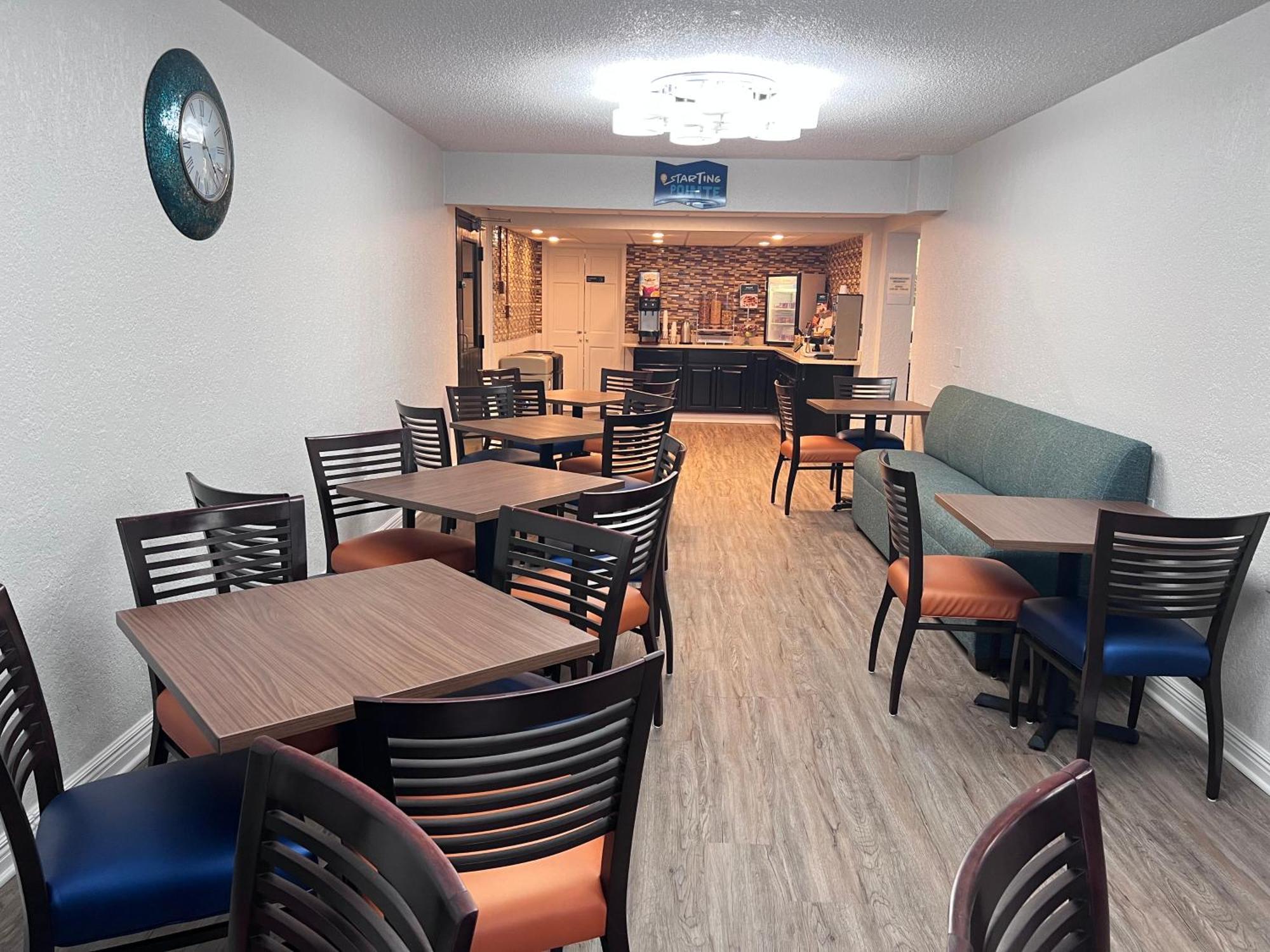 Hotel Clarion Pointe Jasper Esterno foto
